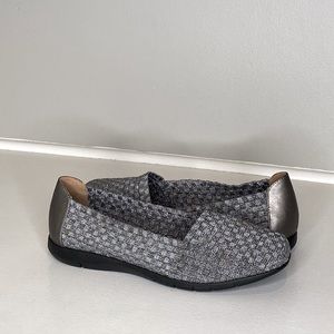 Comfort View Woven Silver Flats